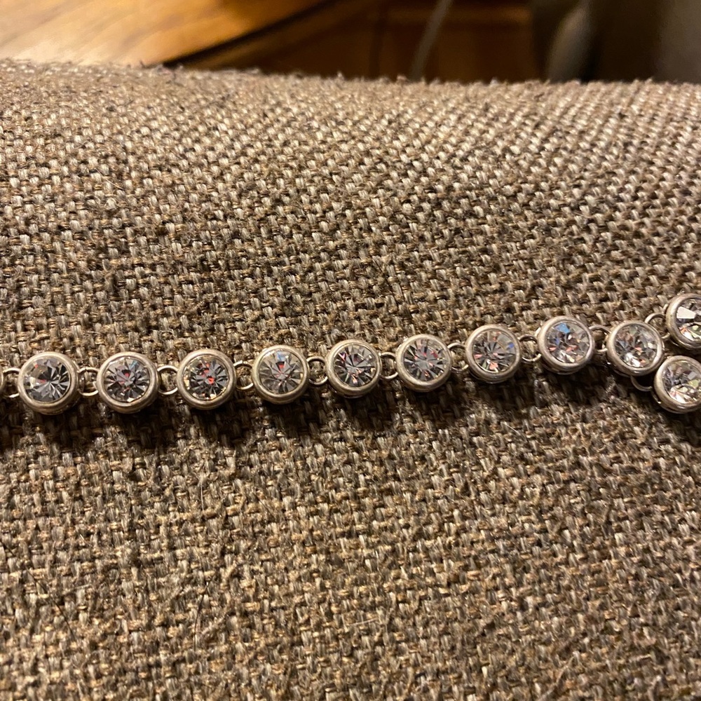 Beautiful Necklace - Picture 5 of 6